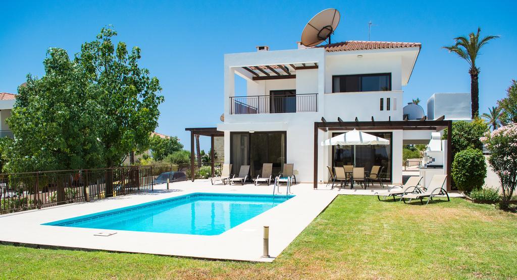 Villa Hera Agios Theodoros Habitación foto