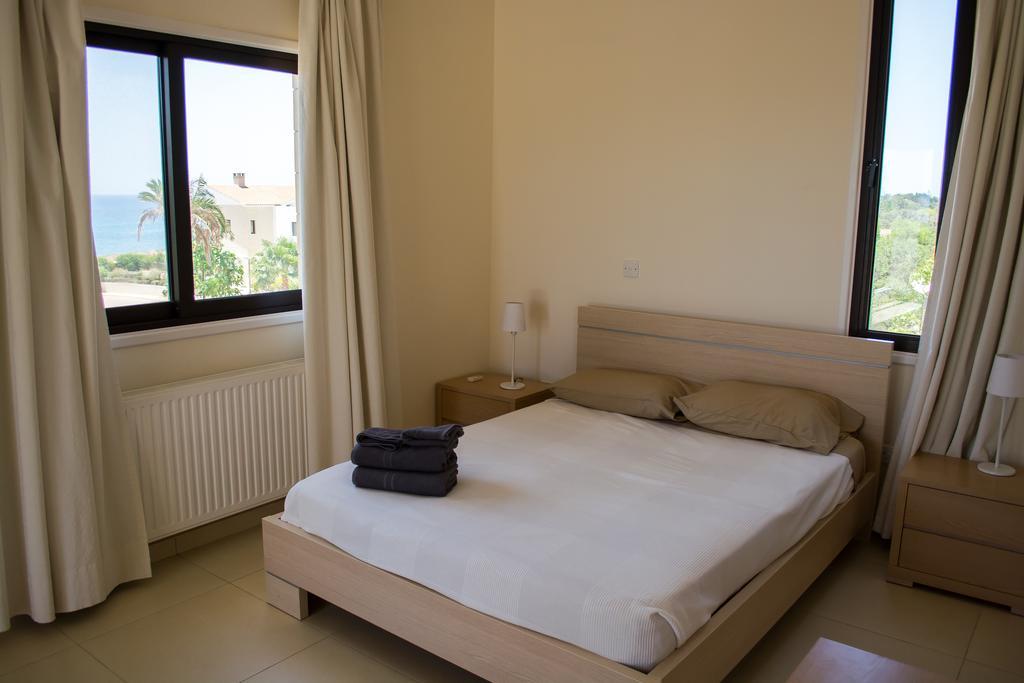 Villa Hera Agios Theodoros Habitación foto